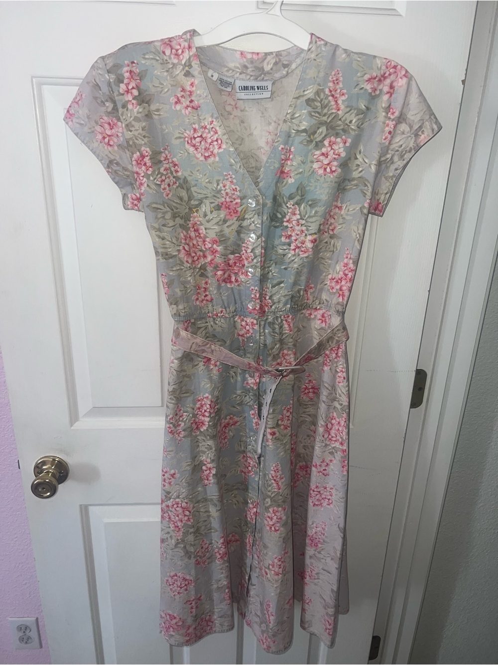 Vintage Caroline Wells Pink Floral Midi Dress with belt